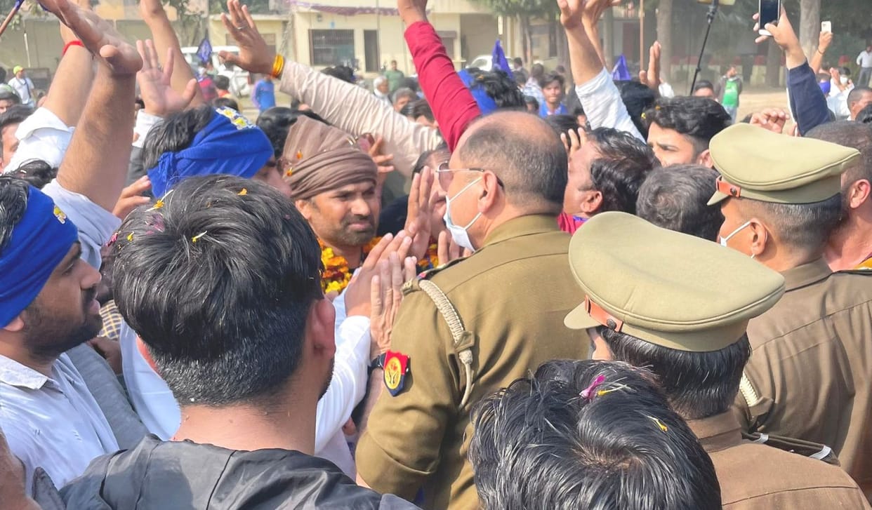 Manveer arrived to seek the blessings of Emperor Mihir Bhoj, clashed with the police