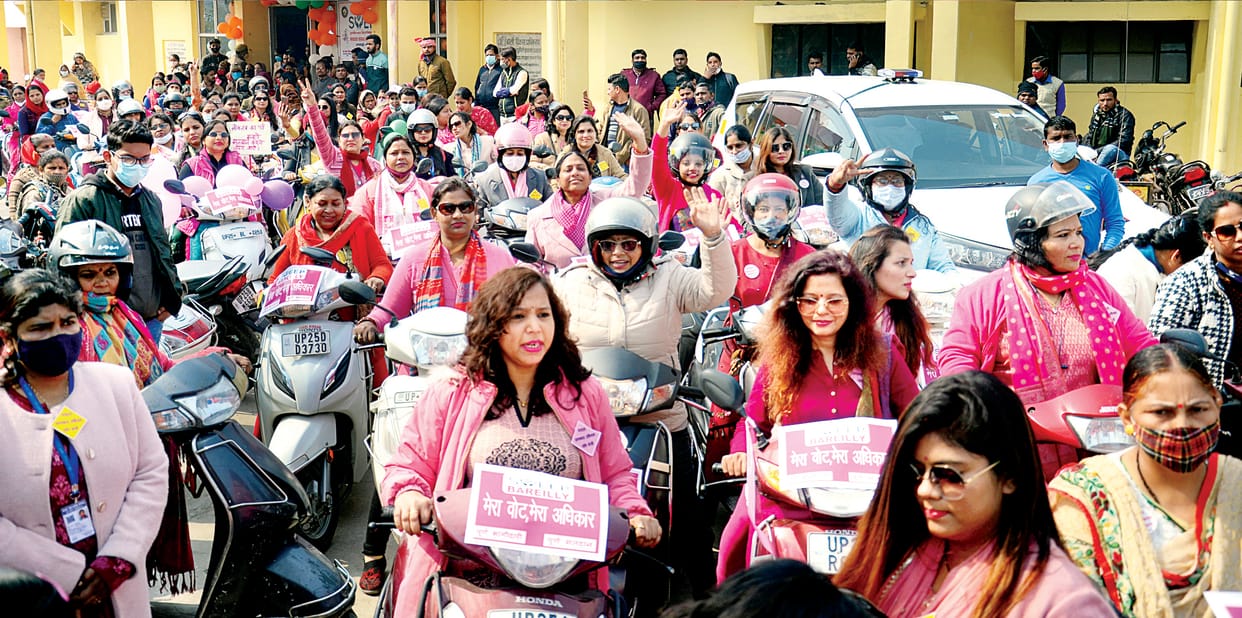 Women took out a scooty rally and gave the message of voting