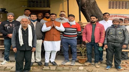 SP Vijay Bahadur from Rural and Amarendra Nishad filed nomination from Pipraich
