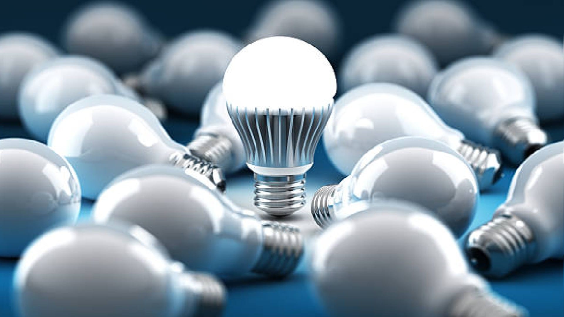 Business Ideas you can earn 1.5 lacs rupees per month by starting led bulb business