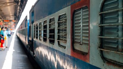 Railway News : दिवाली एवं छठ पूजा पर सुपरफास्ट स्पेशल ट्रेन, RKMP-दानापुर-RKMP के मध्य चलेगी Railway News: Superfast special train on Diwali and Chhath Puja will run between RKMP-Danapur-RKMP