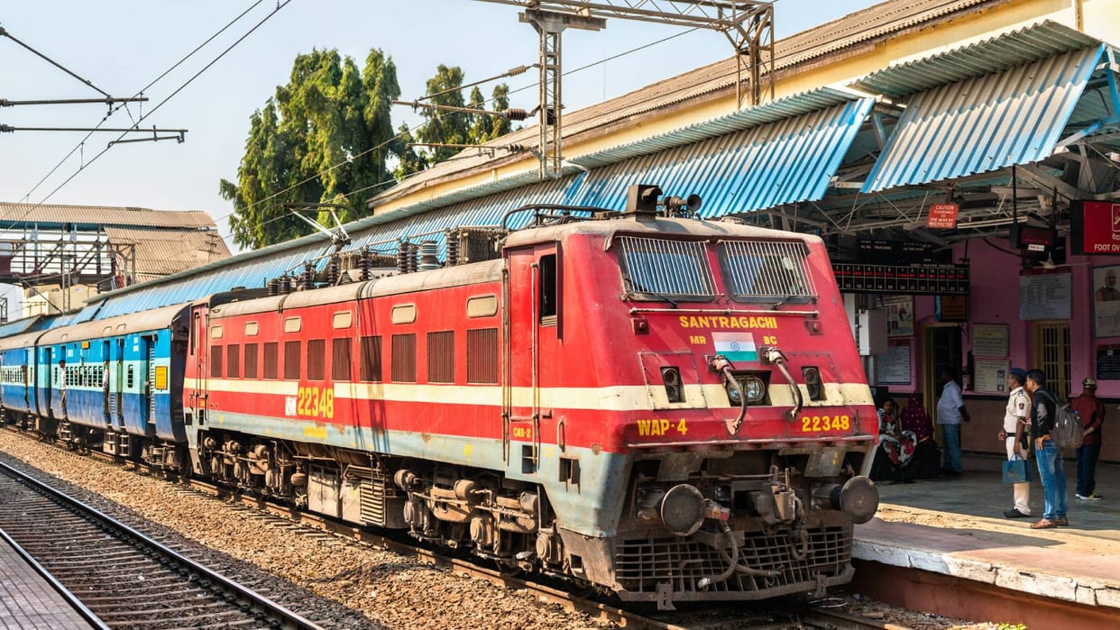 according to railways rules for passengers avoid these four mistakes during travel in train