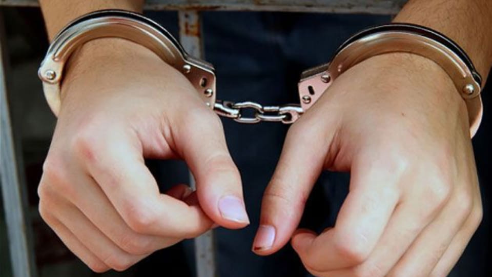 Fake police officer arrested for stealing at wedding ceremony In Rajasthan