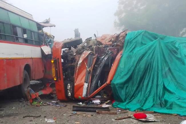 clash between bus and mini truck, one died