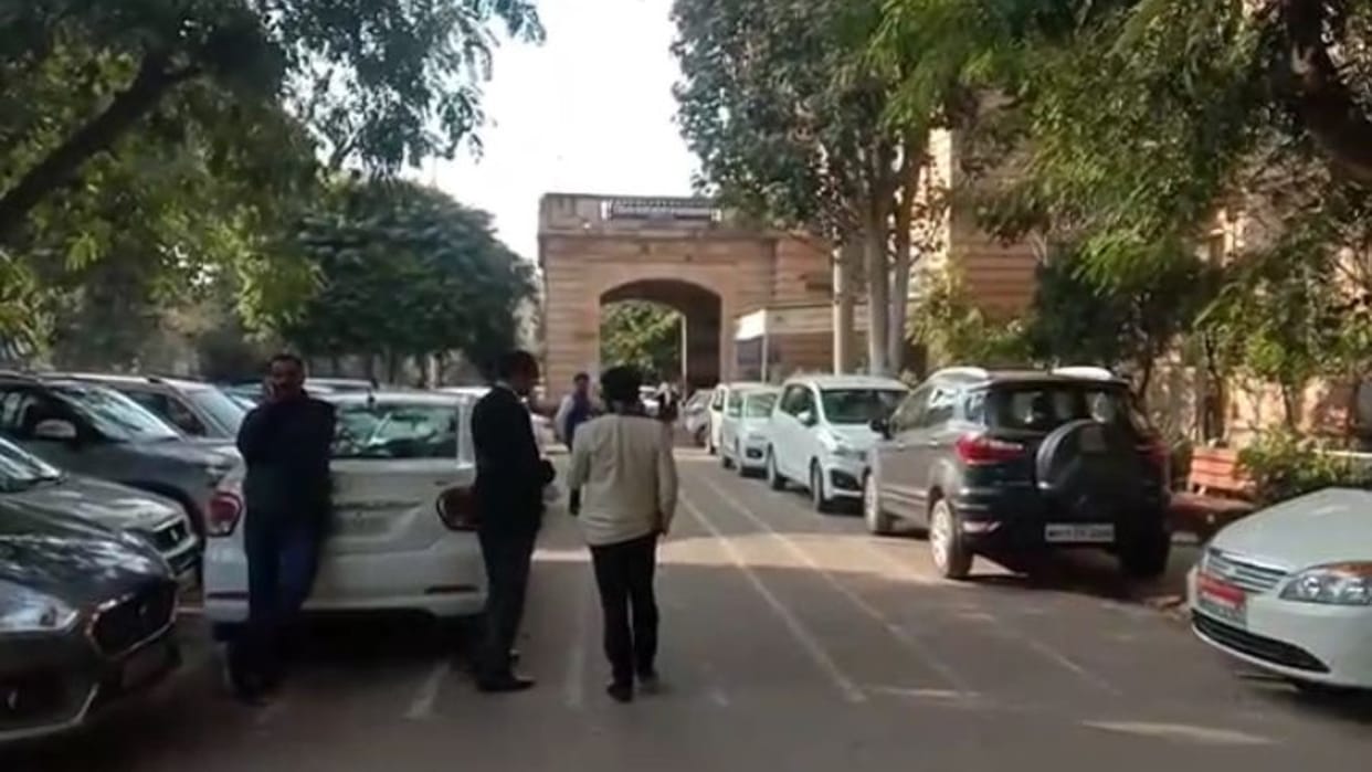 Gwalior: Five convicts involved in 15-year-old case of robbery, robbery and murder in train get life imprisonment