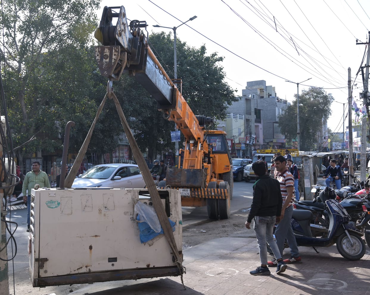 The city council uprooted the generator from the footpath, confiscated three