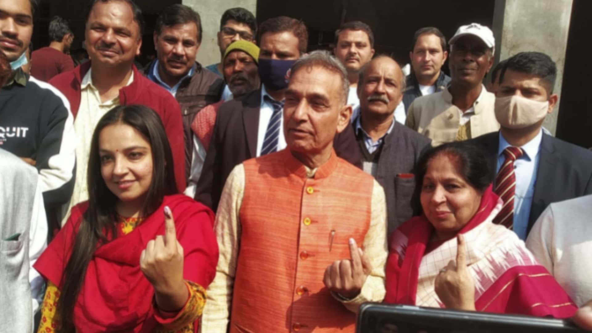 UP Election 2022 Phase-1 : Many candidates of all party have reached for vote in districts of West UP