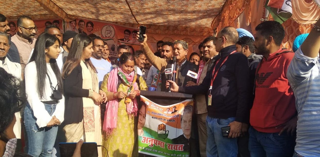 Will implement schemes for the poor: Harish Rawat