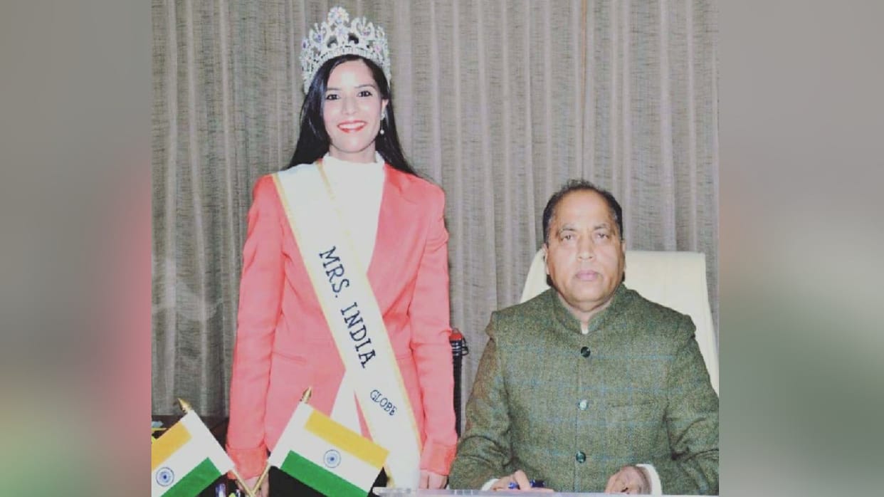 Mrs India Globe met CM Jairam and said that Government should encourage youth moving forward in modeling