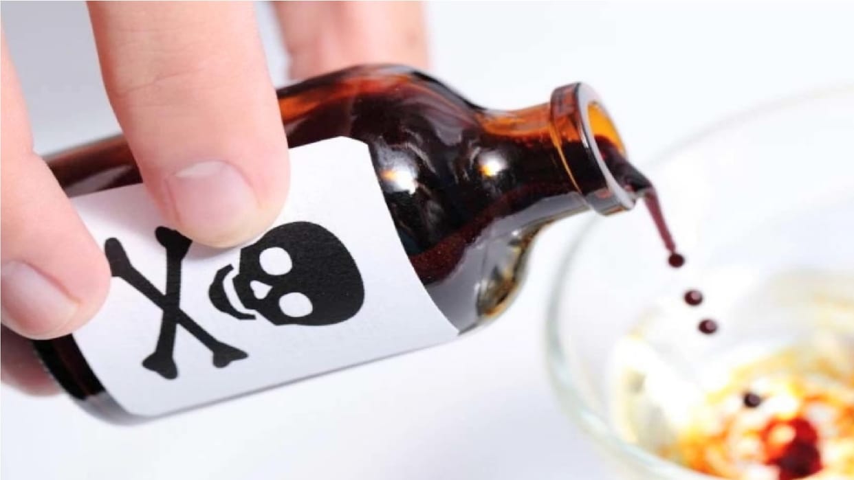 Hair dresser took poison after dispute with shop owner in Jhansi