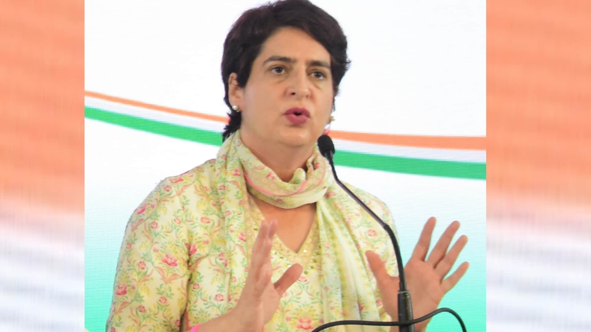 Priyanka Gandhi targets PM Narendra Modi and Arvind Kejriwal in Pathankot