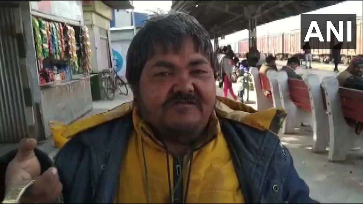 this beggar accept digital payment he takes online begging