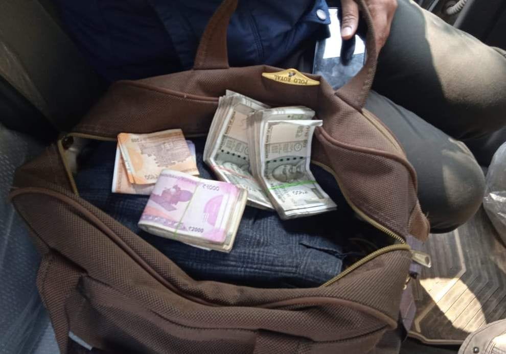 Cash worth Rs 1.30 lakh recovered from the driver
