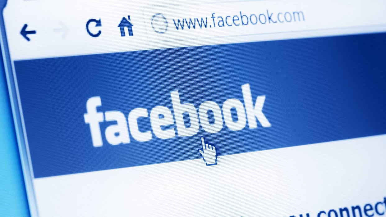 Know Who Is Stalking You on Facebook Follow These Simple Steps News in Hindi