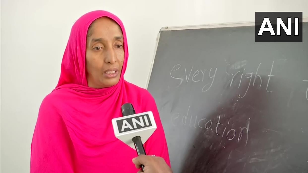 Pune Gulnar never attended school after studied in Madrasa in childhood teaches at Imambara
