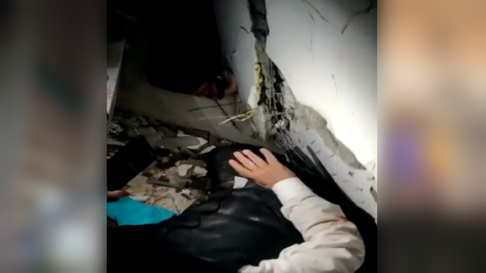 Gurugram chintel paradiso building collapse PMO officer arun srivastava rescued after more than 16 hours his wife lying dead beside him