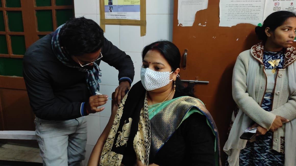 vaccination of 7,384 people