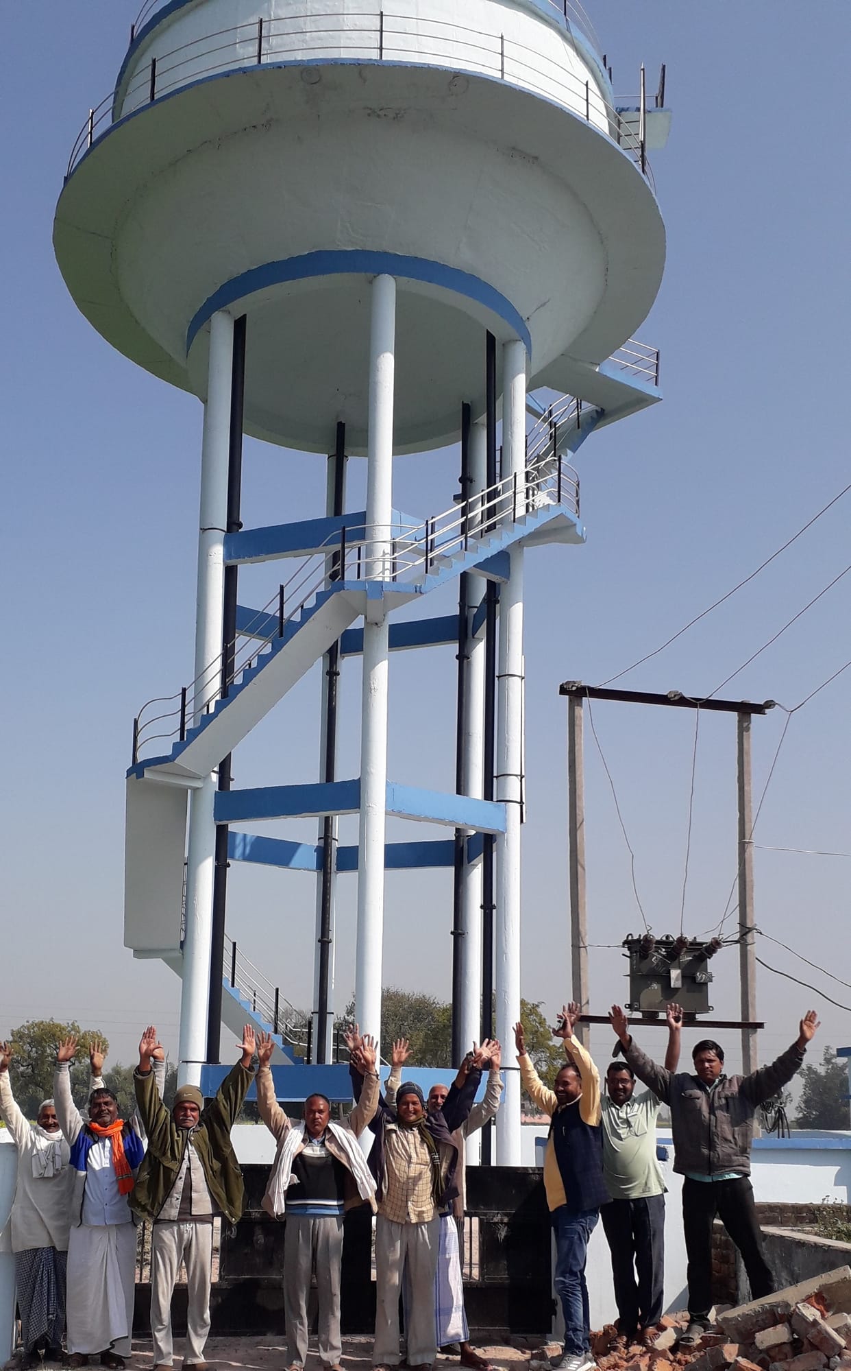 Demonstration to start the tank