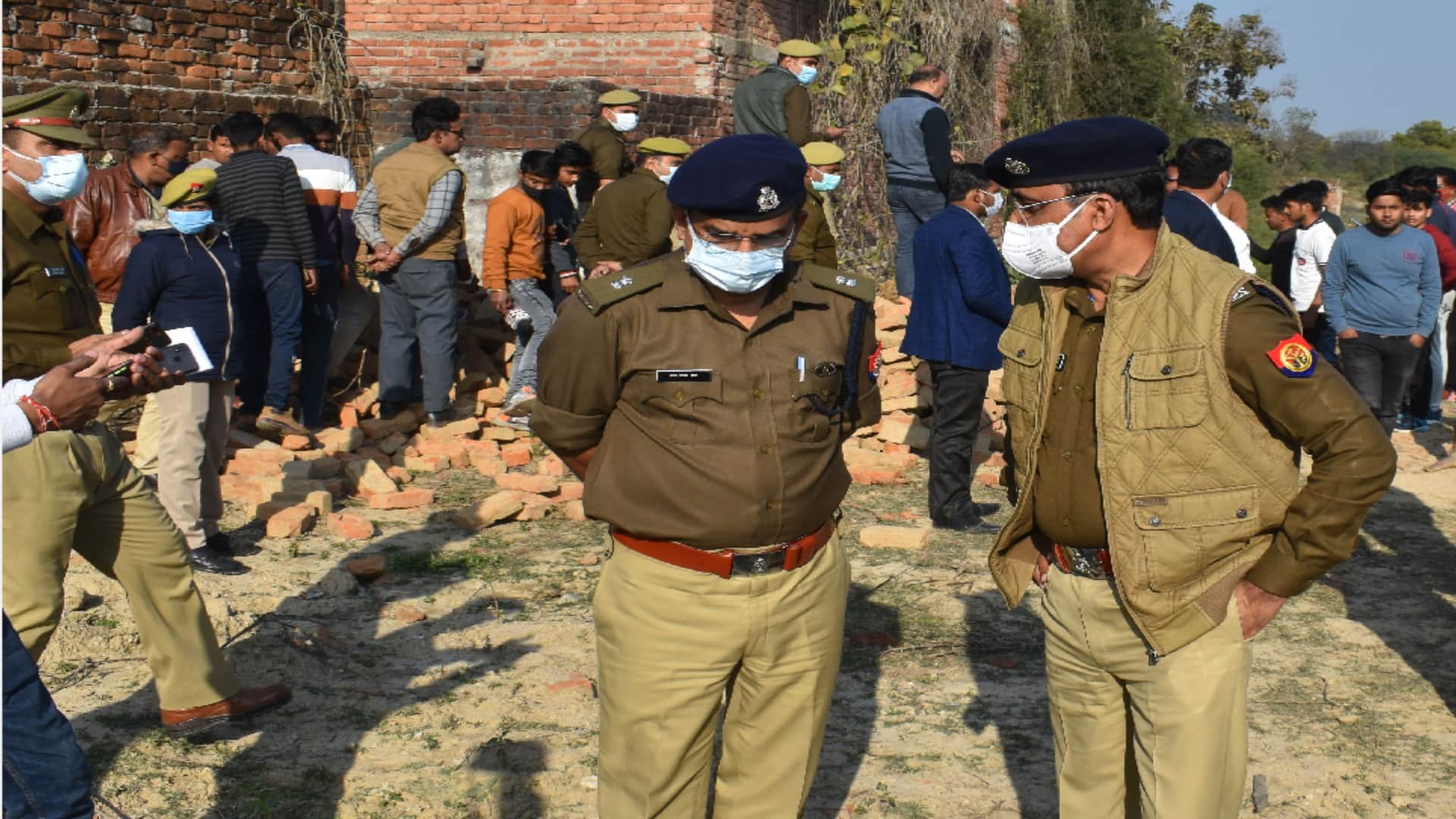 Unnao girl murder case Dead body of girl missing for two months found in former minister plot see photos