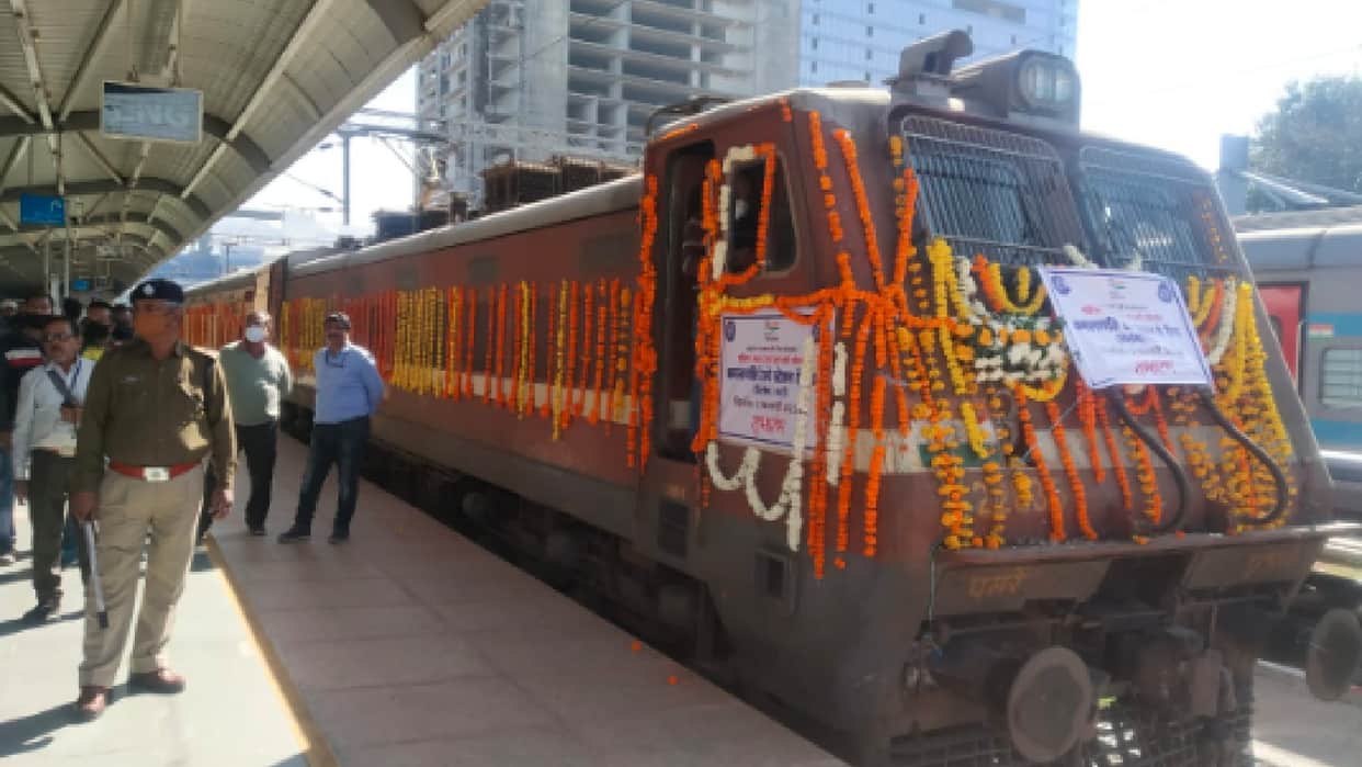 Bhopal-Rewa Passengers: Railway Minister inaugurated Rani-Kamalapati weekly train, train will run every Saturday from February 19