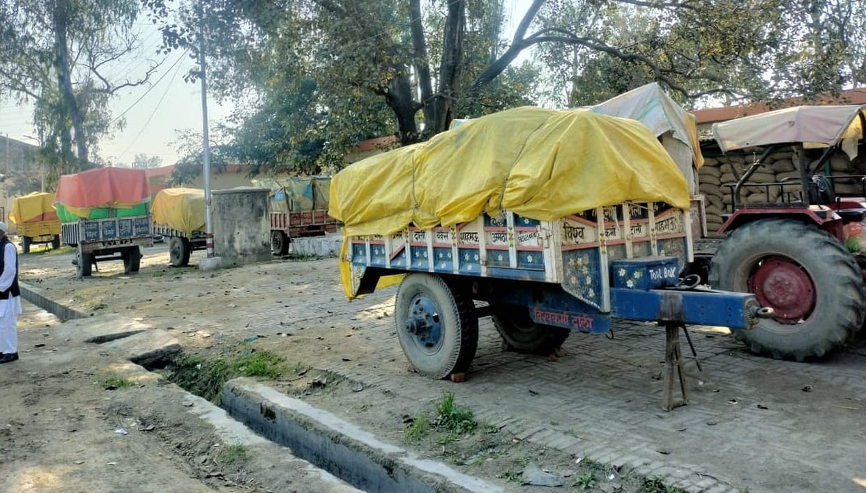 Paddy procurement is not happening at the purchasing center, farmers are upset