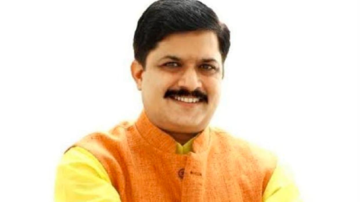 Shivpuri: Guna-Shivpuri MP Dr. KP Yadav in the list of MPs who did excellent work during the Corona epidemic