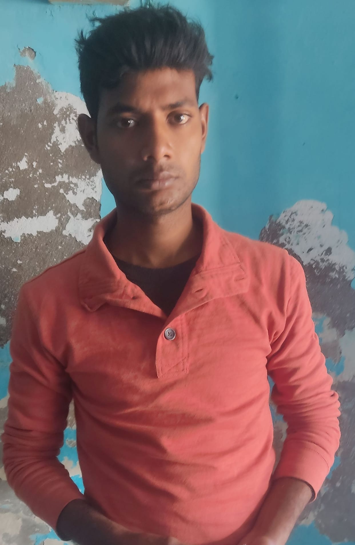 Cheating in Kanpur dehat : crossed 50 thousand from the young man by giving a bag of paper