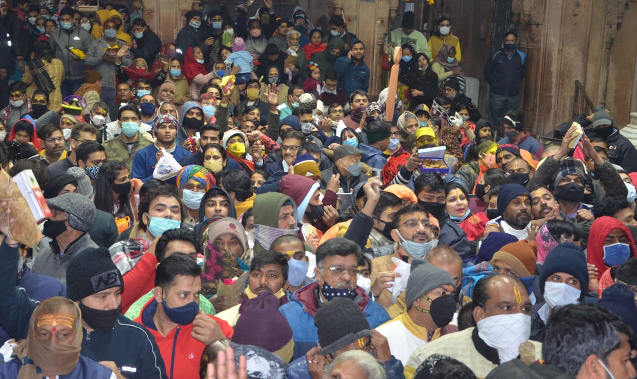 Mathura: Devotees throng the Banke Bihari temple on Ekadashi