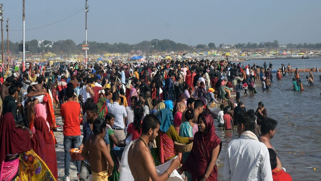 Magh Mela Prayagraj: Devotees gathered to take a dip in Sangam on Ekadashi