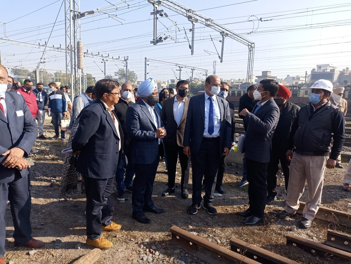 General Manager Northern Railway inspected Bathinda-Ambala section