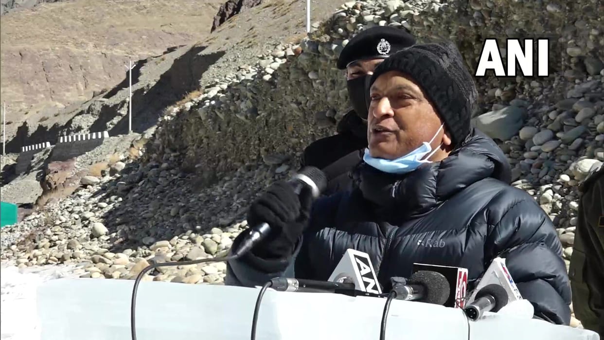 Ladakh: Lt Governor RK Mathur said I do not understand the reason for leaving this place in winter