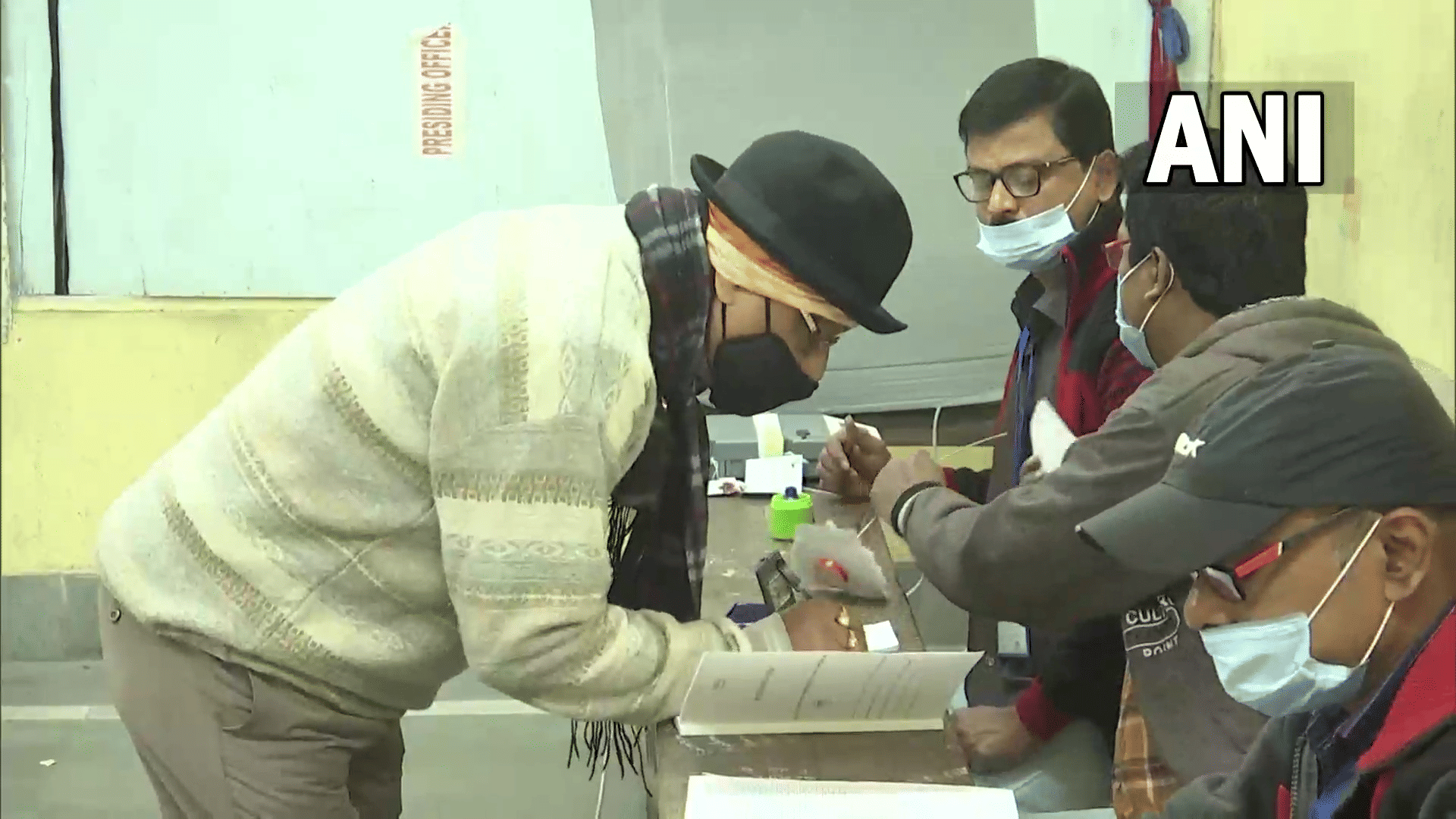 West Bengal Municipal Election 2022: Voting Begins For Four Municipalities, Chandannagar, Bidhannagar, Siliguri, Asansol