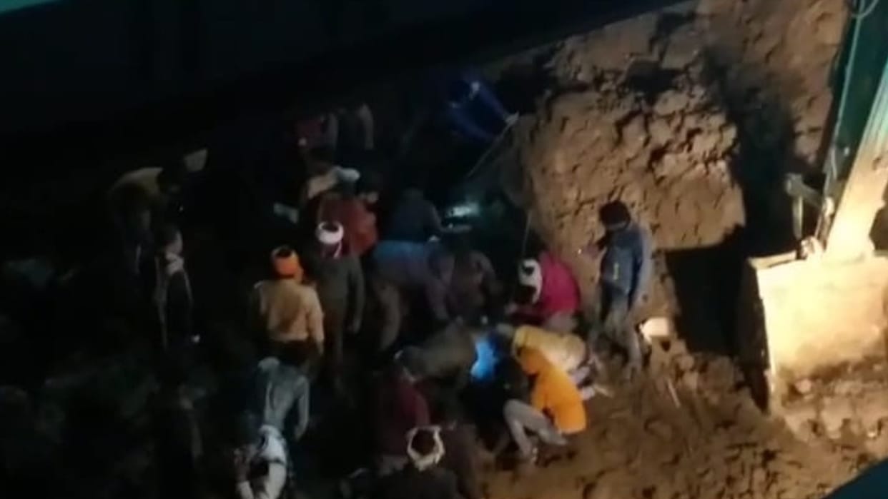 Sagar: Under-construction railway under bridge eroded, 2 killed, including section engineer, two injured