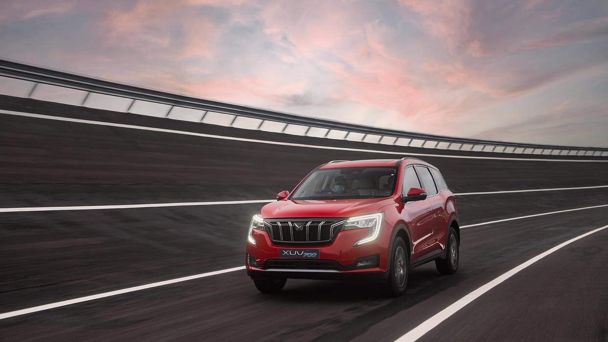 Demand for Mahindra XUV700 is increasing continuously mahindra xuv700 features and price