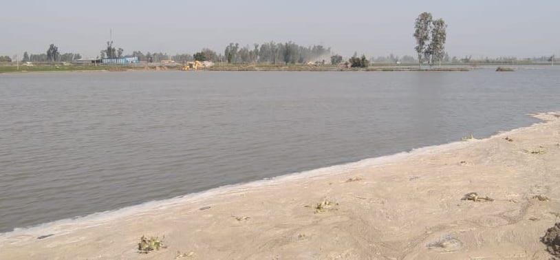 Mamaur lake broken due to overflow, crops submerged