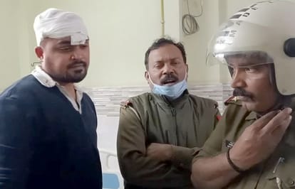 battle for supremacy between supporters of two honorable people of Purvanchal in varanasi firing and fighting took place on Central Jail Road