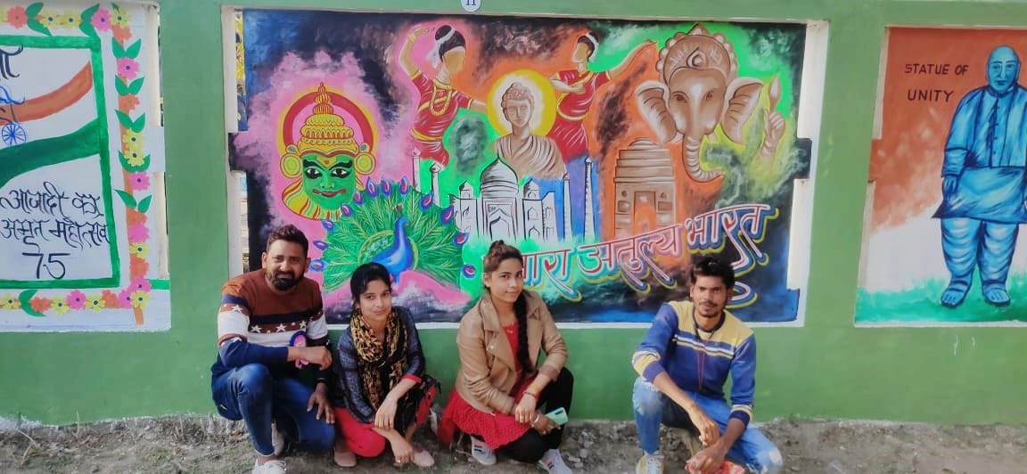 prize,team,covid 19,vaccinated,painting