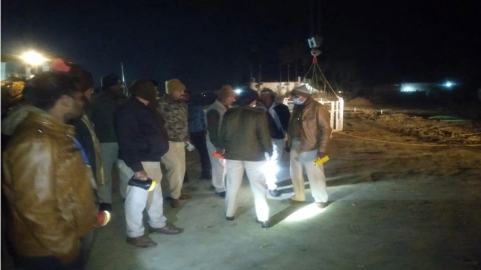 Madhya Pradesh Nine labours stuck in underground tunnel due to collapse in Katni rescue operation continues