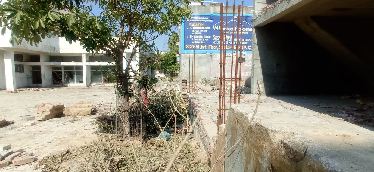 Community center is in disrepair, full of filth, Kurukshetra