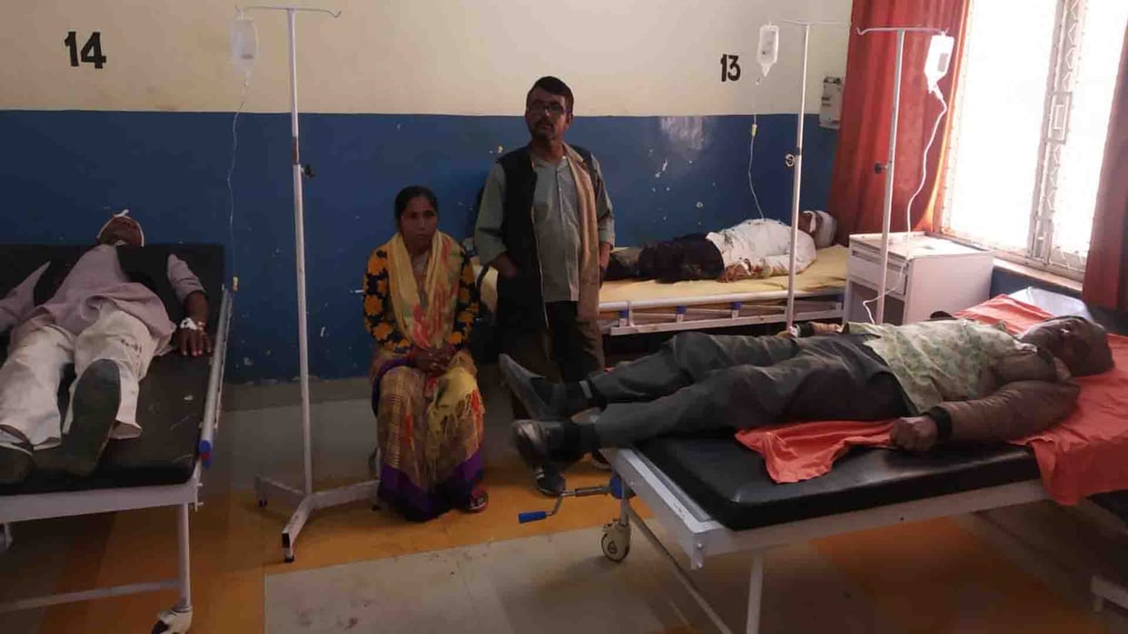 Road accident in Banda: Bus overturns, 16 passengers injured
