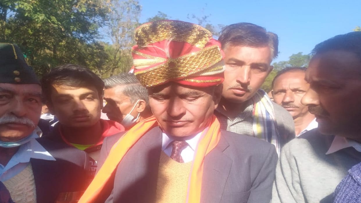 Bilaspur: Martyr Ankesh's body reached ancestral village father welcomed son wearing coat paint tie and turban