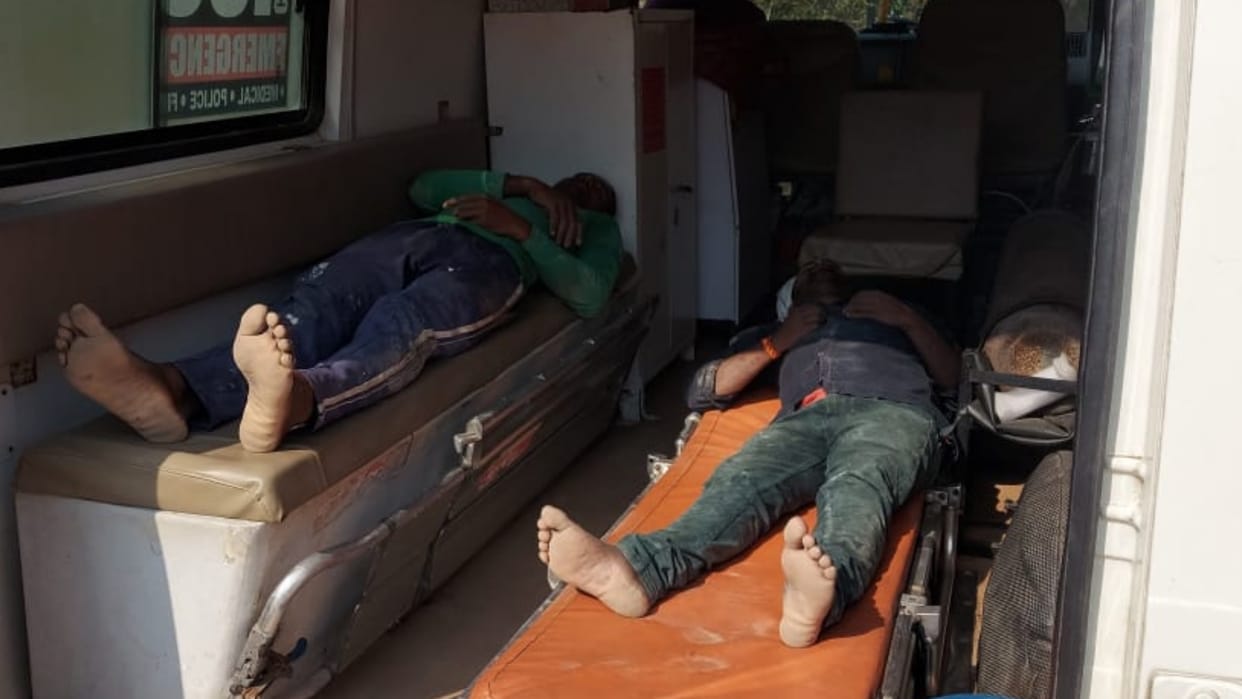 one labourer died in an accident in Bikapur in Barabanki.