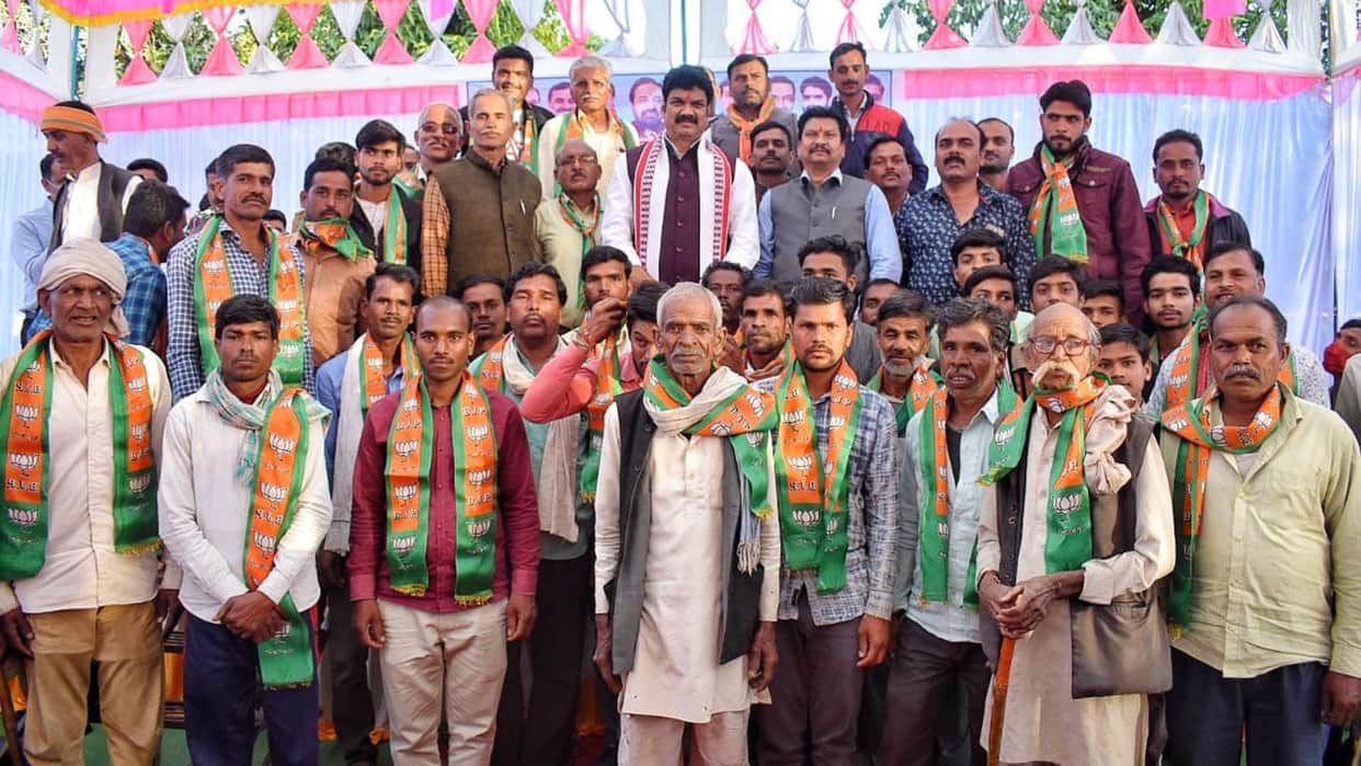 Sagar: Transport Minister got BJP membership to 500 people of Surkhi Vidhan Sabha, said- everyone will write a new chapter of development