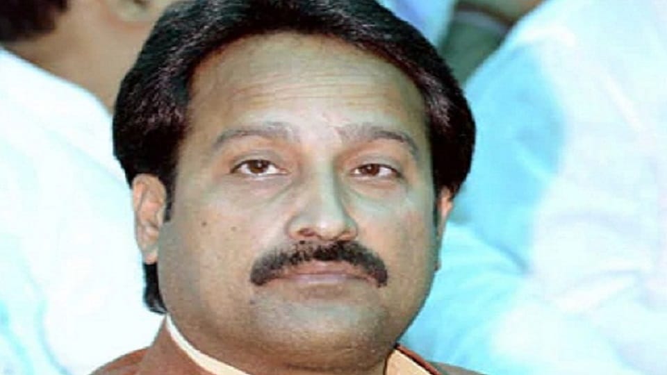 Patna Girl Kidnapping Case, Police registered Fir Against Bjp Mla Vinay Bihari and two Others