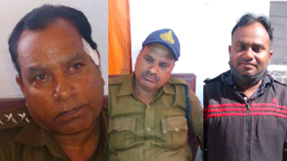 Action of Rewa in Lokayukta: Three policemen including Govindgarh station in-charge arrested red handed taking bribe