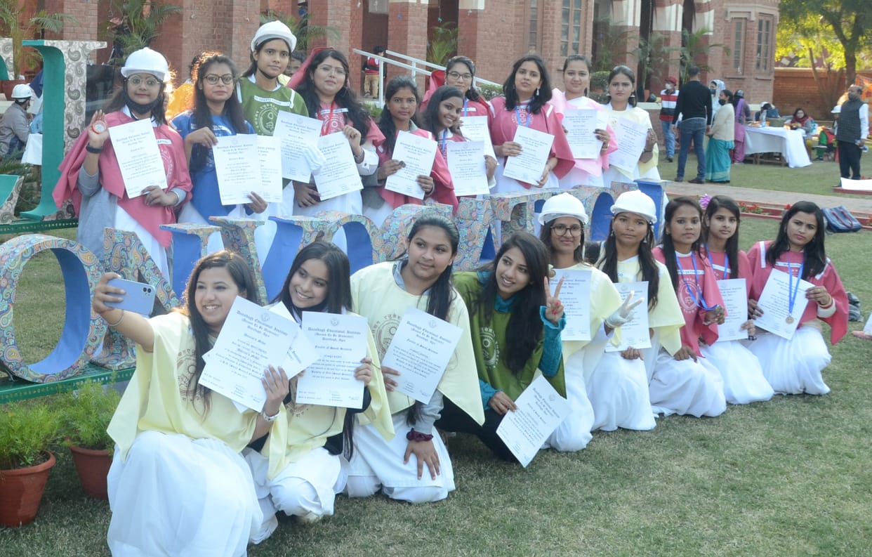 students got medals in dei