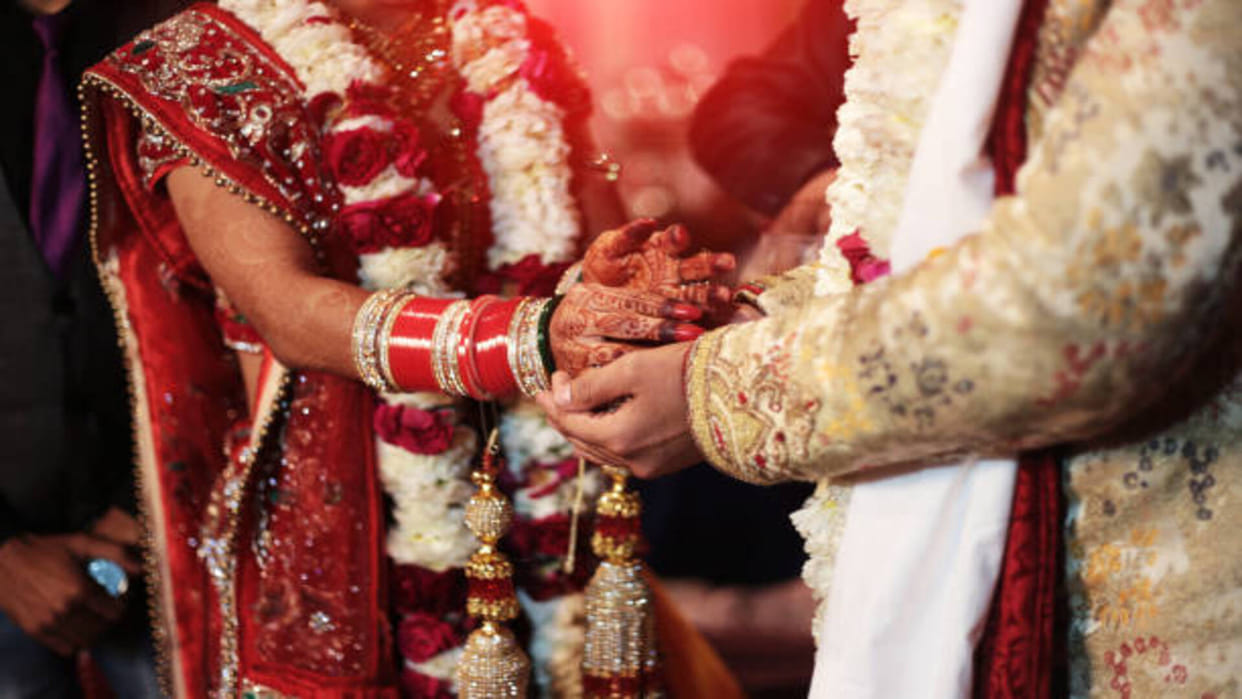 Bihar: Groom's car made 'helicopter', preparing to bring bride home
