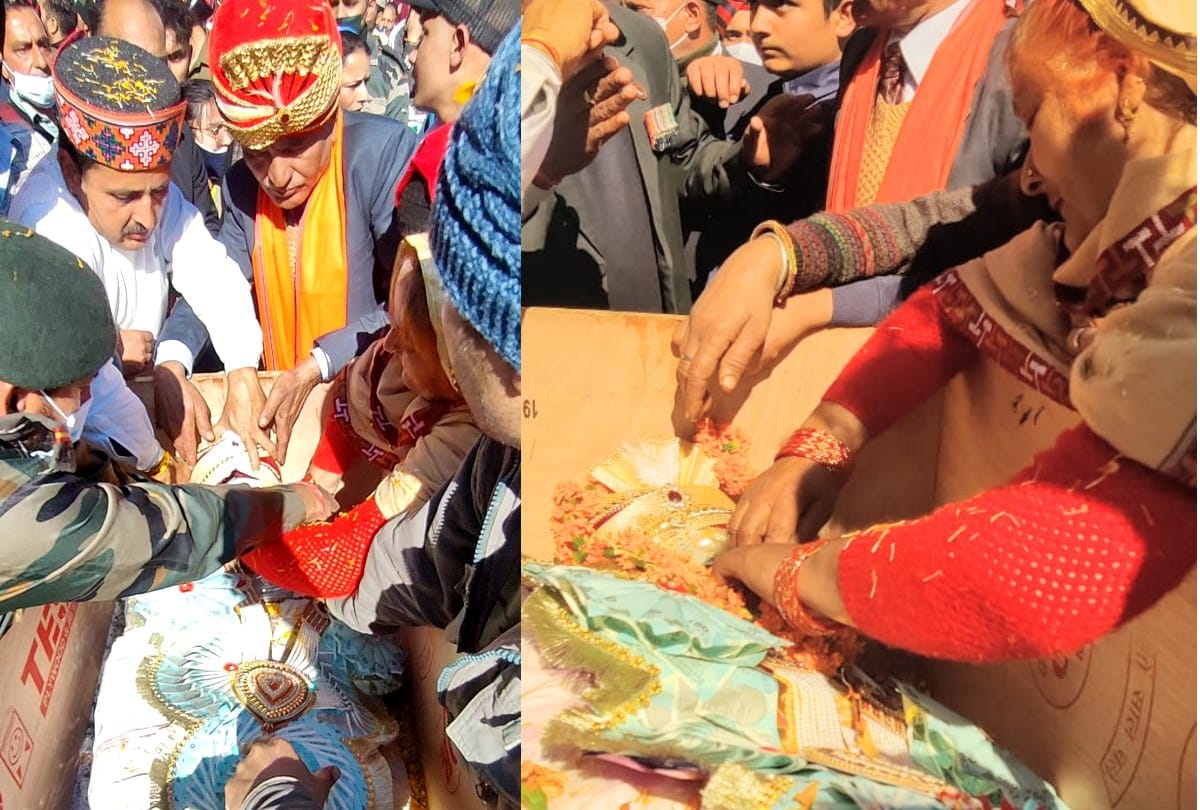 Himachal News: Thousands bid tearful adieu to martyr Ankesh Bhardwaj