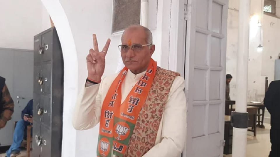 Uttar Pradesh elections: anwala assembly bjp MLA Dharampal Singh and SP RK Sharma fight