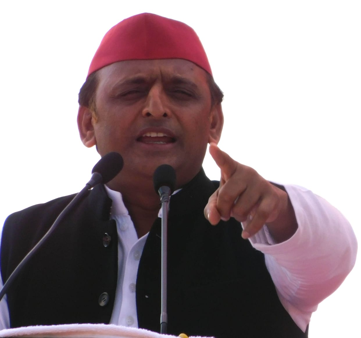 Hathras: Raising local issues, Akhilesh placed his hand on people's pain